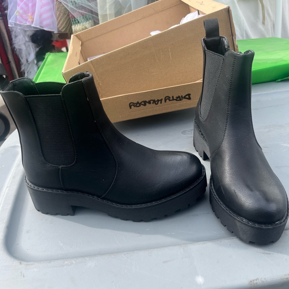 Dirty Laundry Black Chelsea Boots